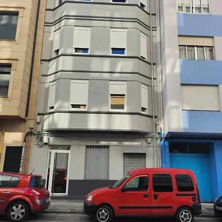 Apartment Viviendas Plaza Del Tronco 2 *